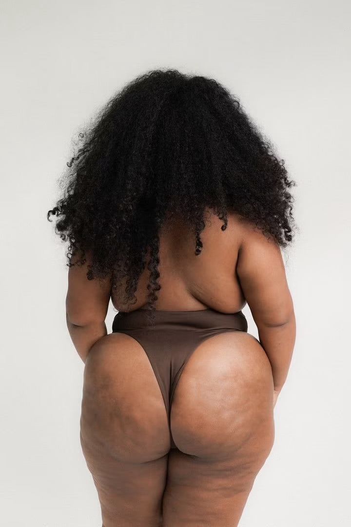 Online livesex met HornyTina