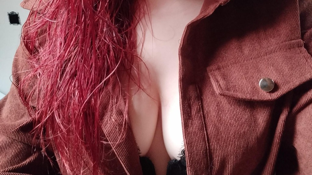 Livesex met MsRedLady uit Amsterdam