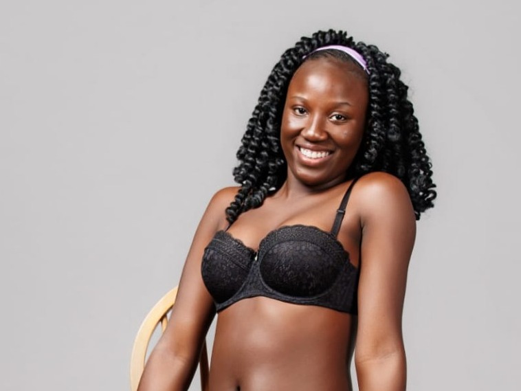 Online livesex met Slanke-Ebony