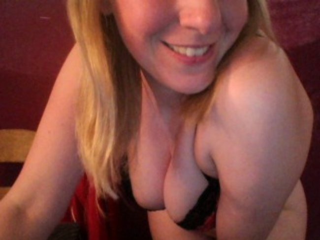 Livesex met sharon1906 uit Rotterdam